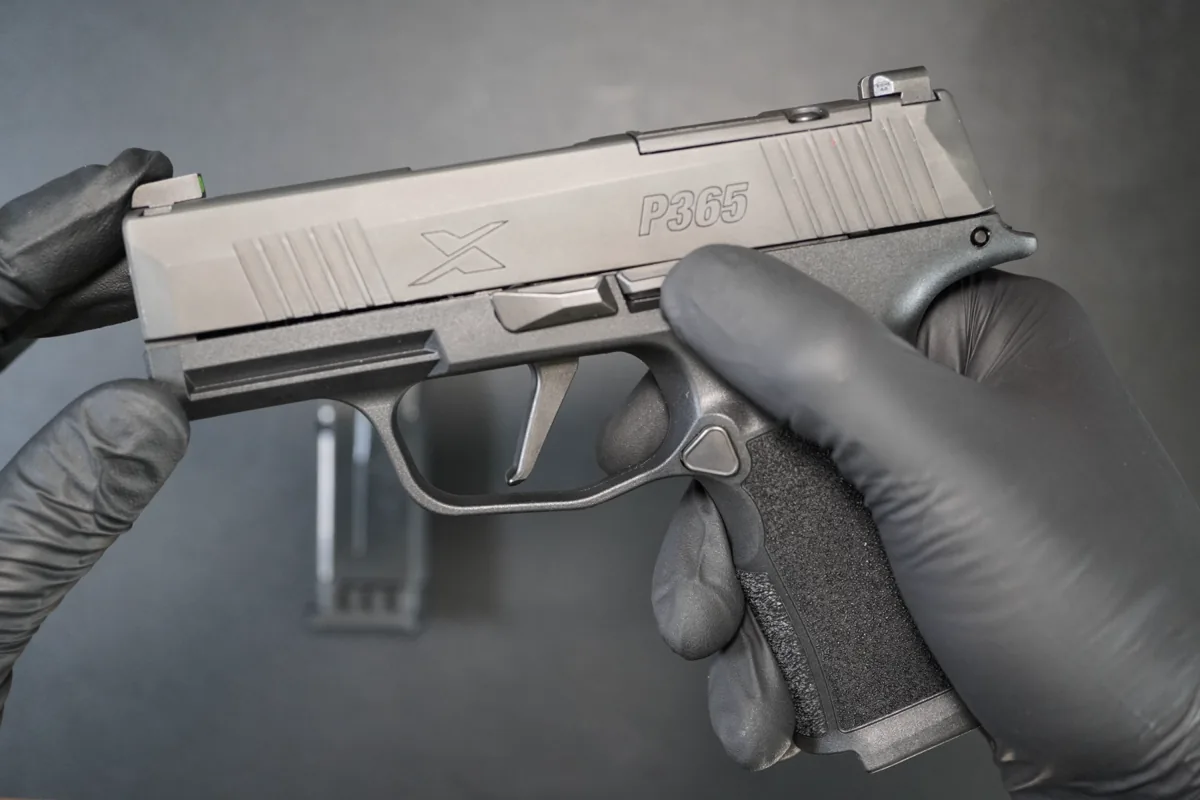 P365 slide catch lever location